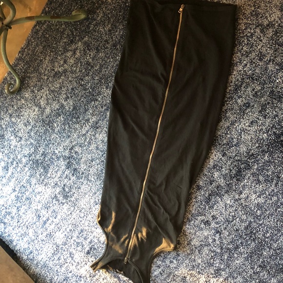 Express Zip Front Midi Dress - Picture 6 of 7